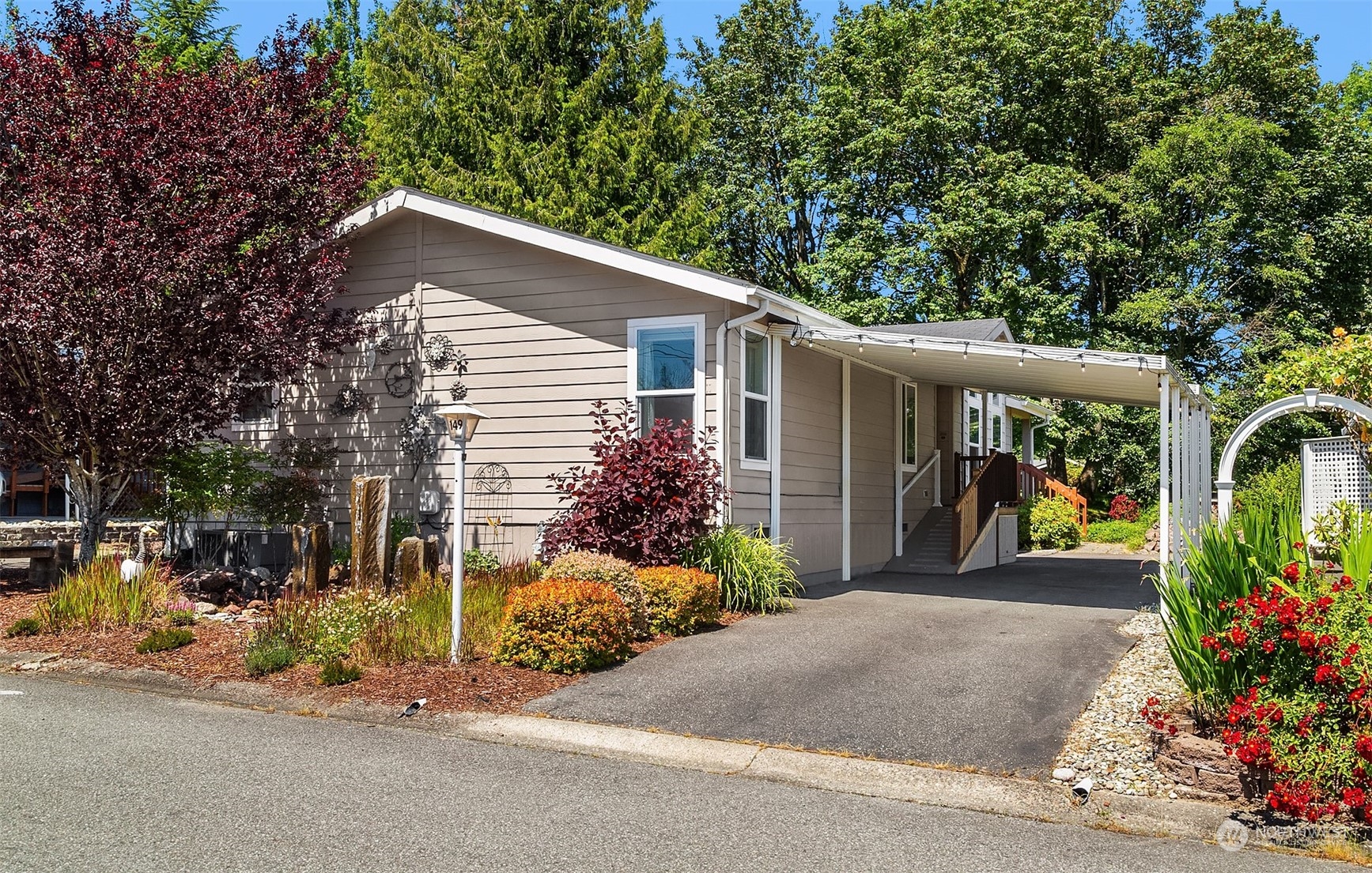 a view of a house with patio
