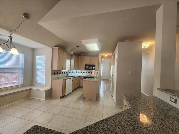 $2,700 | 8313 Fountain Ridge Drive, Plano, TX 75025