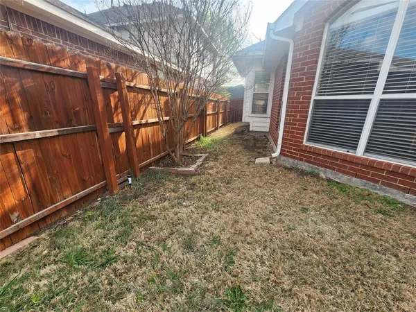 $2,700 | 8313 Fountain Ridge Drive, Plano, TX 75025