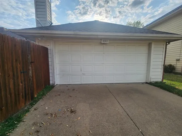 $2,700 | 8313 Fountain Ridge Drive, Plano, TX 75025