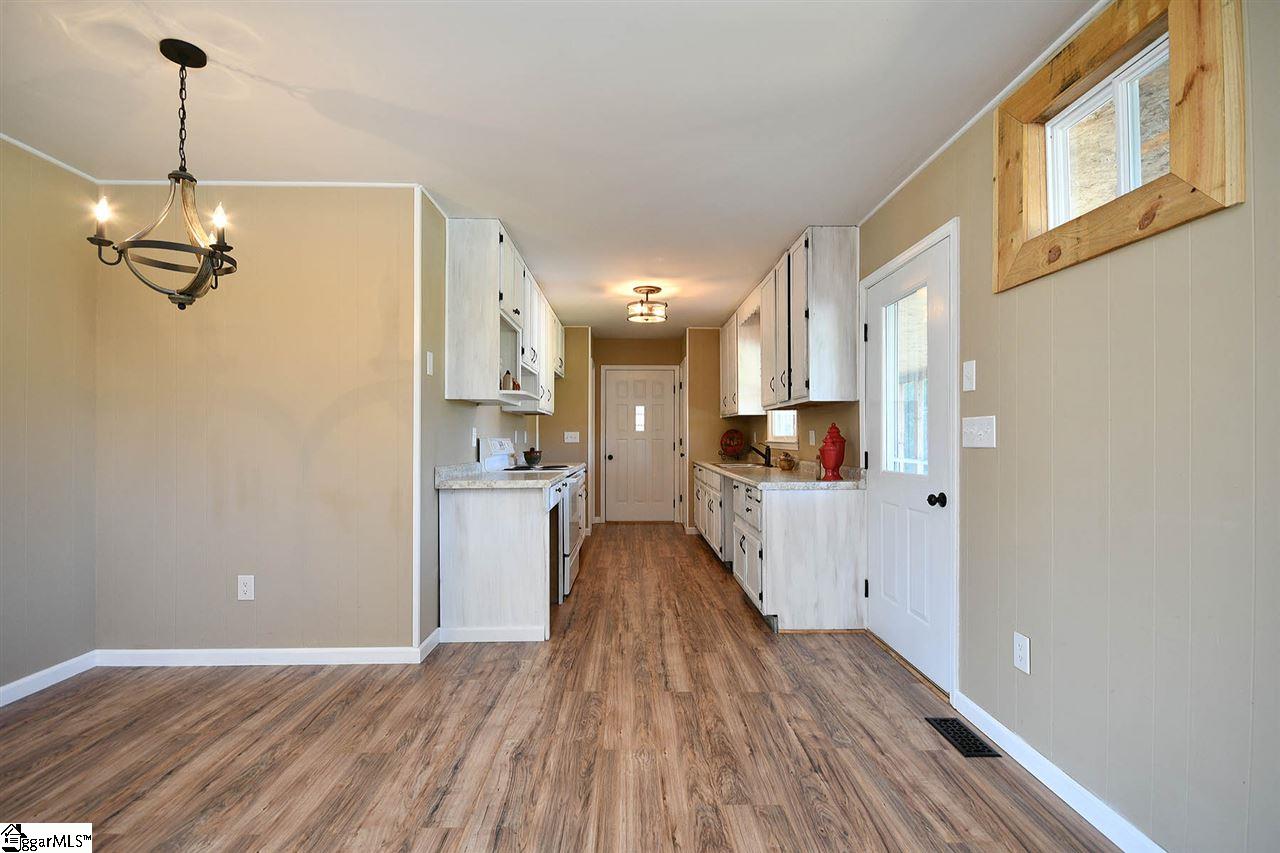 174 Gantt Springs Road Liberty, SC 29657 - Photo 11 of 36