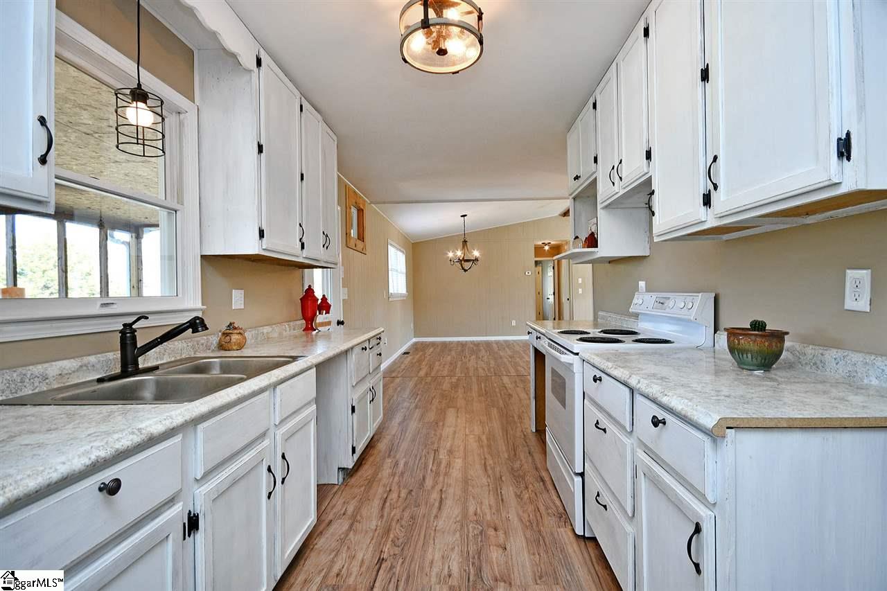 174 Gantt Springs Road Liberty, SC 29657 - Photo 13 of 36