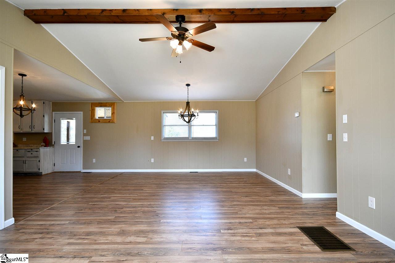 174 Gantt Springs Road Liberty, SC 29657 - Photo 8 of 36