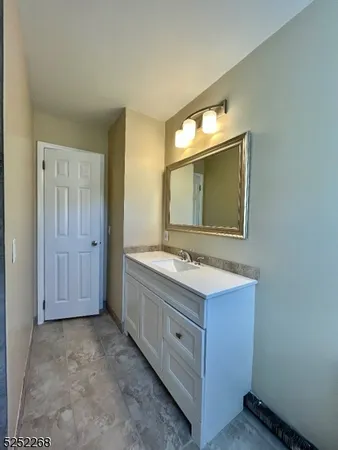 $2,300 | 73 West New Street, Unit 1, Rockaway, NJ 07866