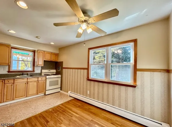 $2,300 | 73 West New Street, Unit 1, Rockaway, NJ 07866