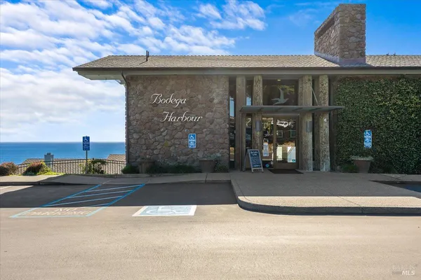 $1,749,000 | 21468 Heron Drive, Bodega Bay, CA 94923