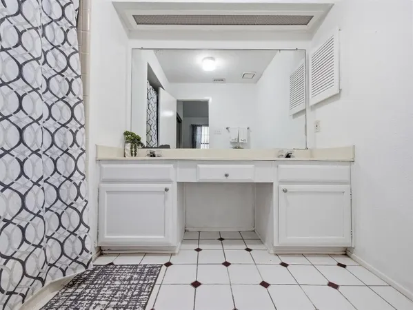 $239,000 | 234 Samuel Boulevard, Unit 4, Coppell, TX 75019
