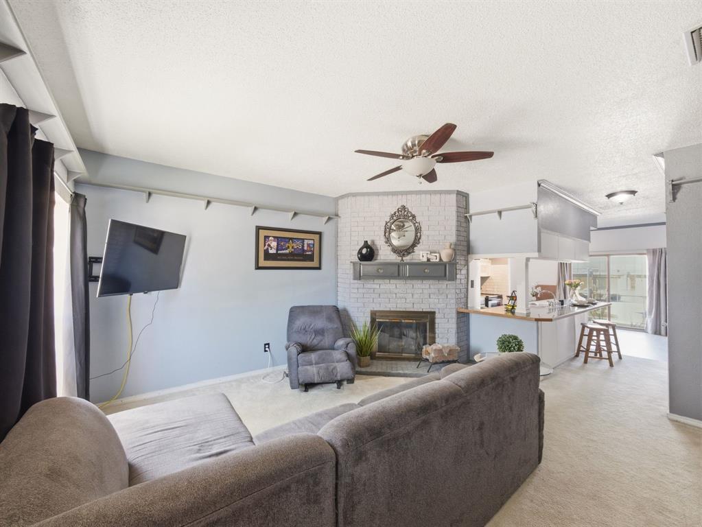 234 Samuel Boulevard, Unit 4 Coppell, TX 75019 - Photo 4 of 27