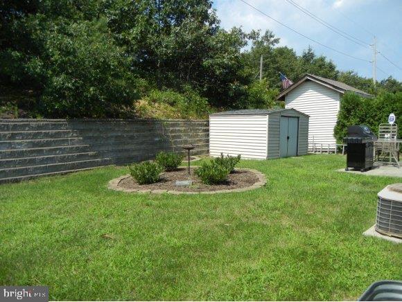 4 Spring Lake Road Manahawkin, NJ 08050 - Photo 18 of 19 Gallery Image 18