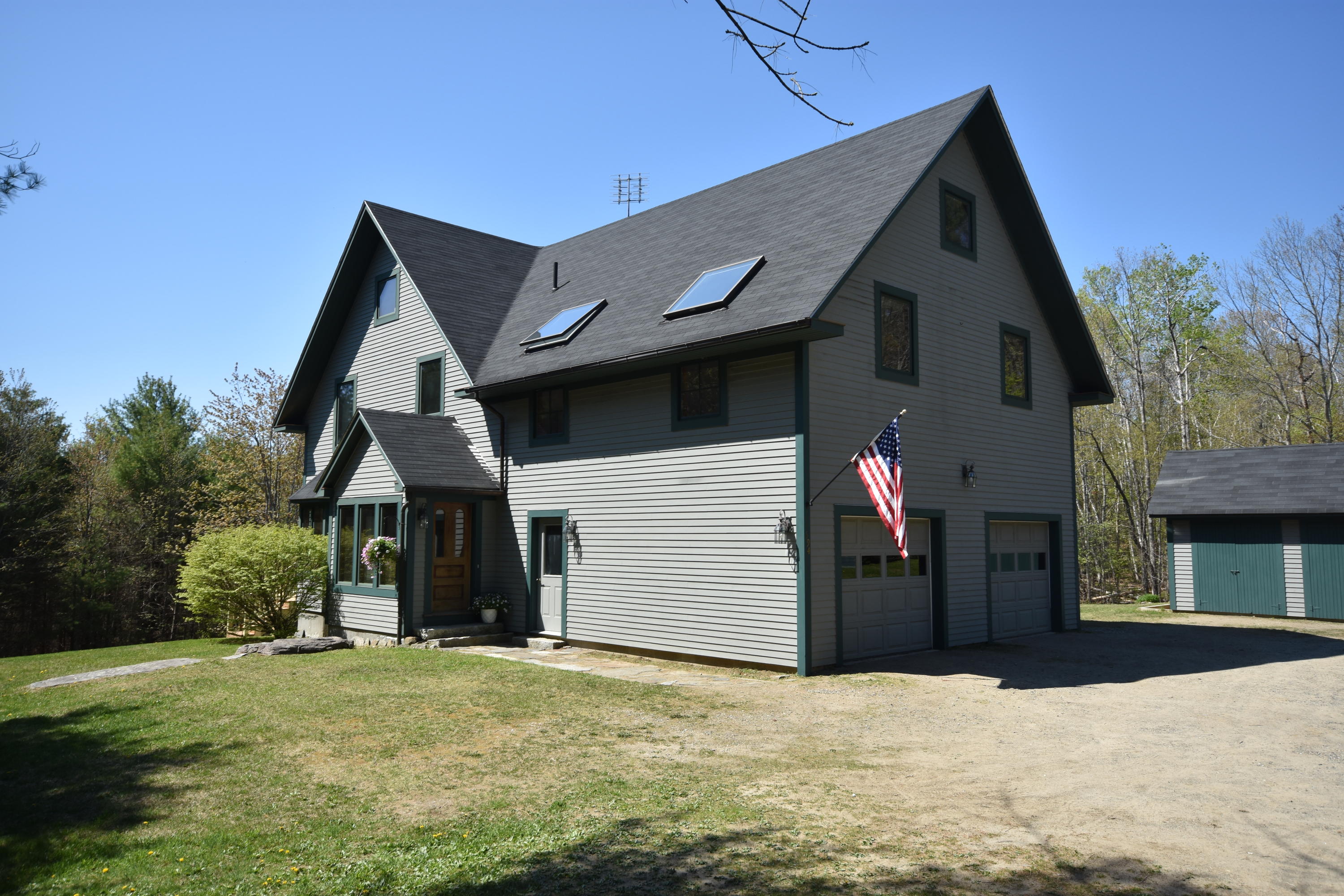 594 Old County Road Washington, ME 04574 - Photo 4 of 25 2 car garage with direct access to house