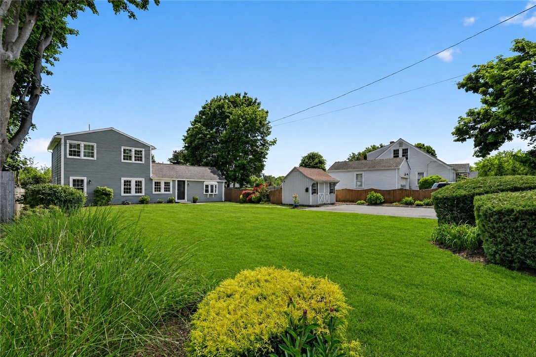 52 Pleasant View Road Warwick, RI 02888 - Photo 2 of 47