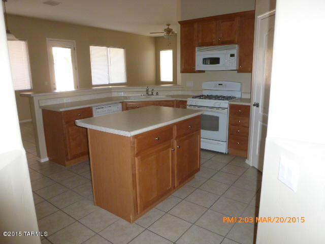 3534 South Desert Cache Road Tucson, AZ 85735 - Photo 7 of 34