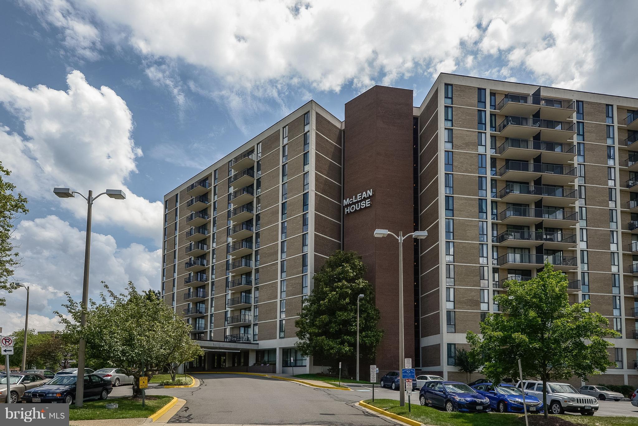 6800 Fleetwood Road, Unit 1205 McLean, VA 22101 - Photo 1 of 14 McLean House
