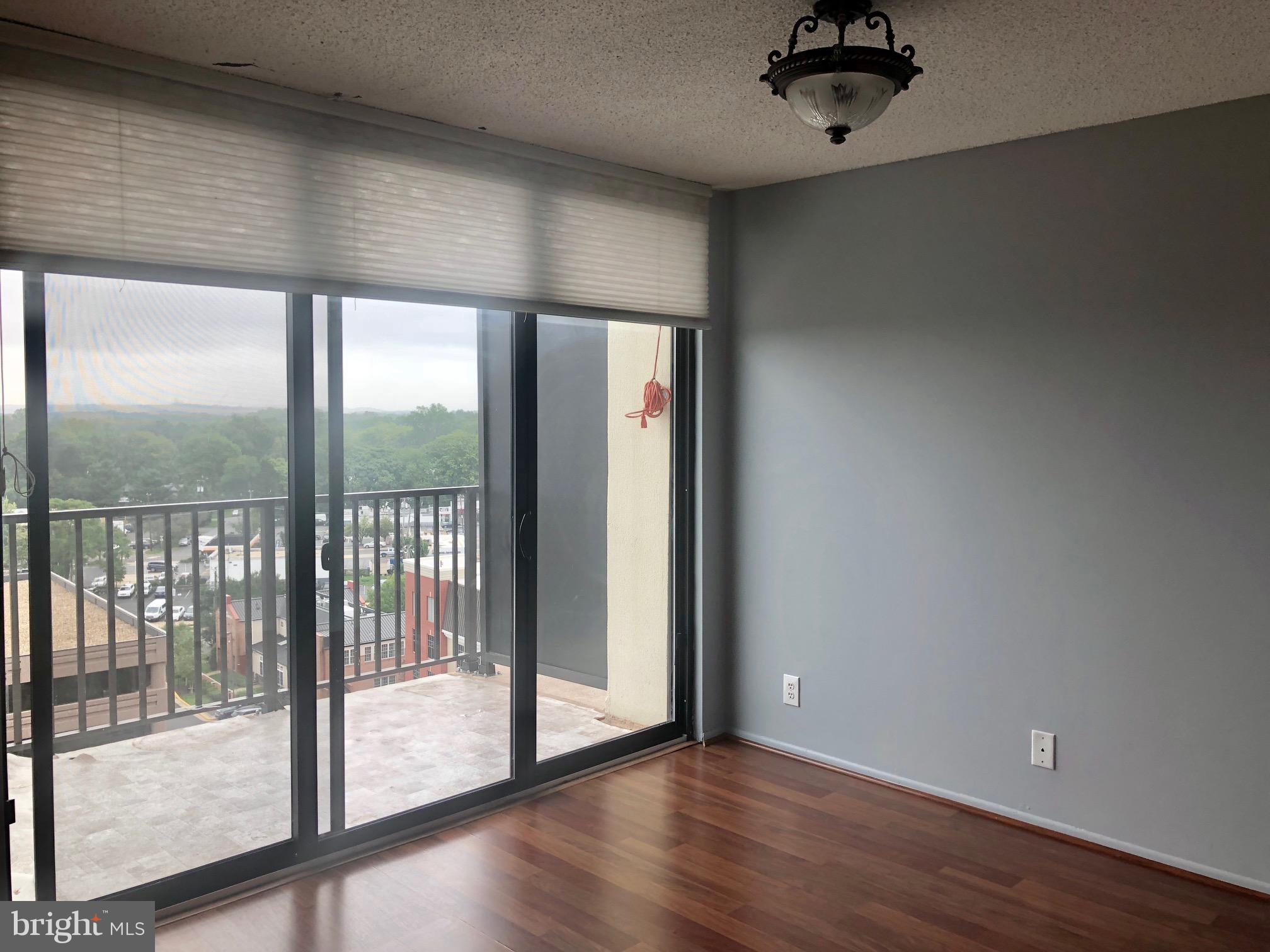 6800 Fleetwood Road, Unit 1205 McLean, VA 22101 - Photo 6 of 14 Dining Area