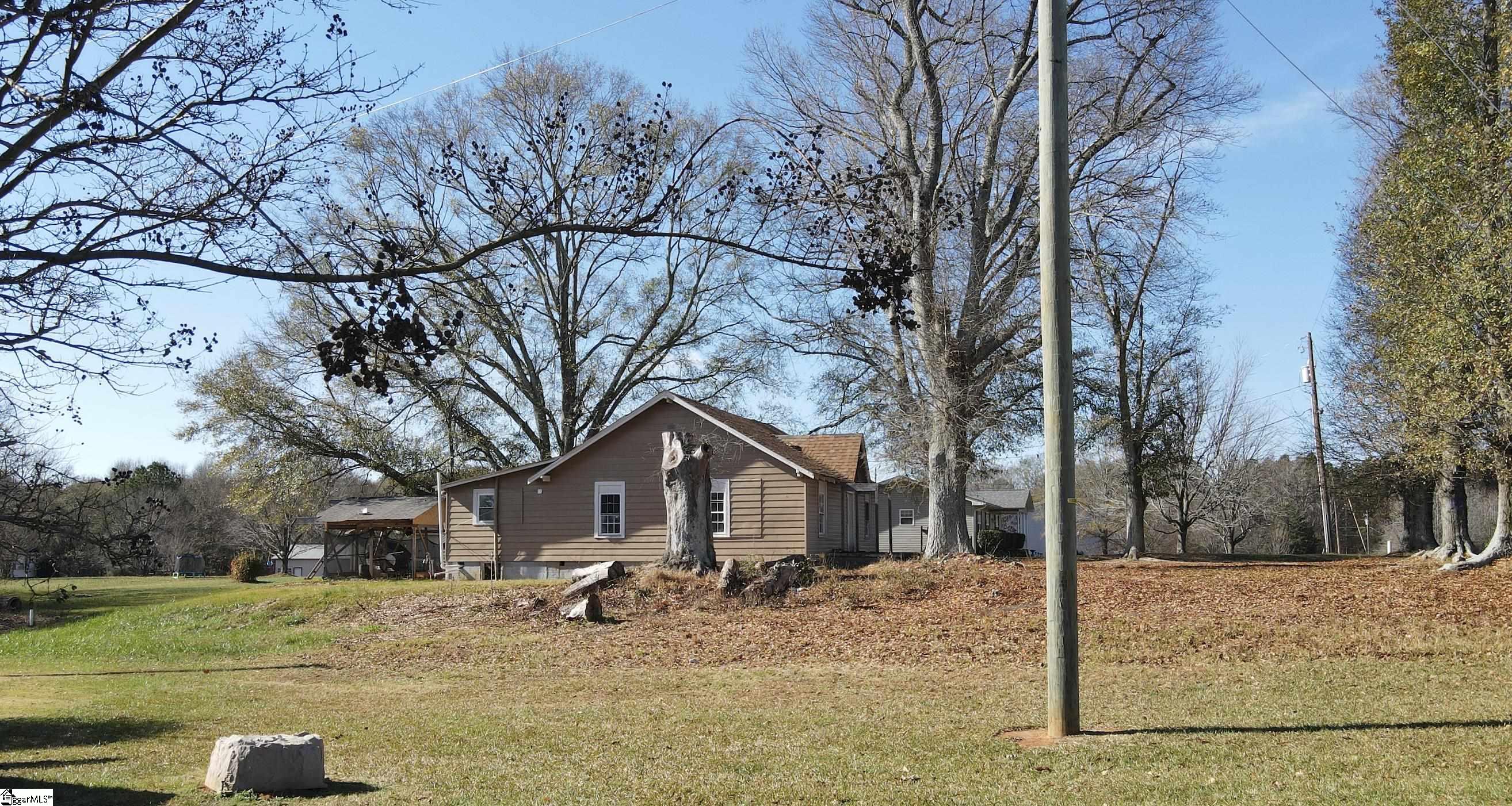 3072 Old Furnace Road Boiling Springs, SC 29316 - Photo 2 of 22