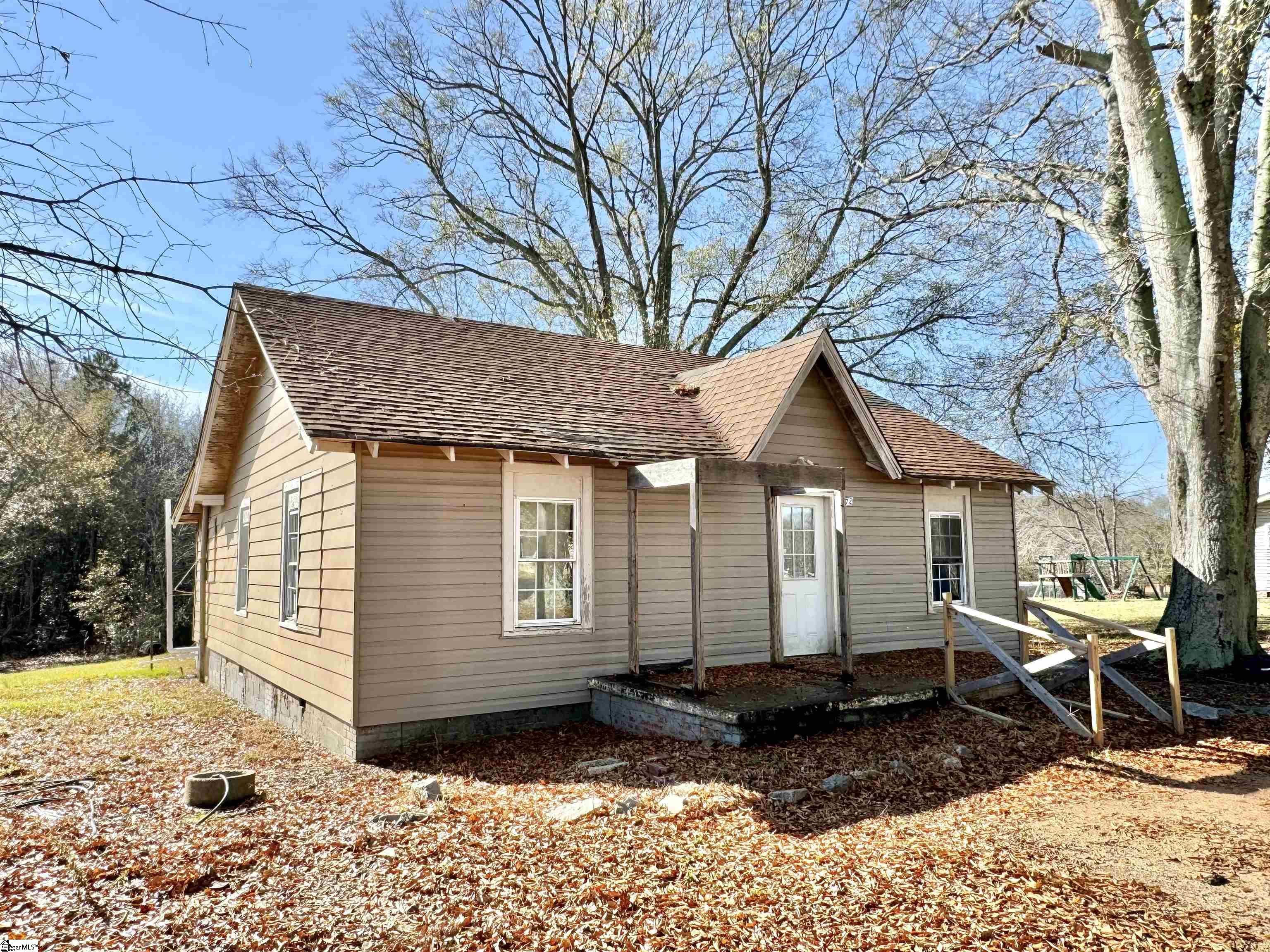 3072 Old Furnace Road Boiling Springs, SC 29316 - Photo 3 of 22 Gallery Image 3