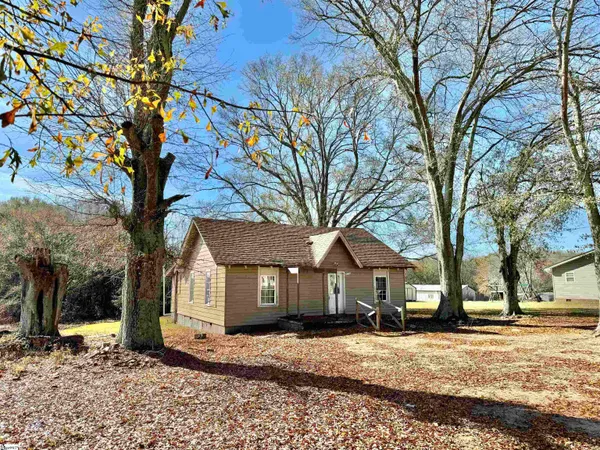 $159,000 | 3072 Old Furnace Road, Boiling Springs, SC 29316