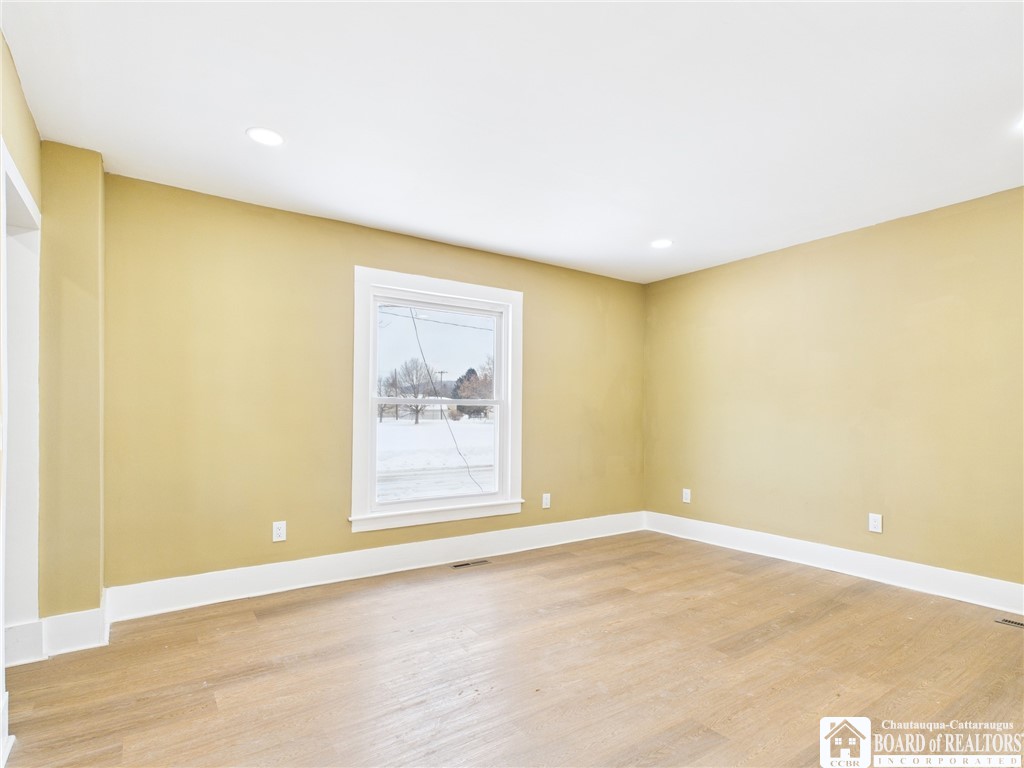 307 West Oak Street Olean, NY 14760 - Photo 13 of 34