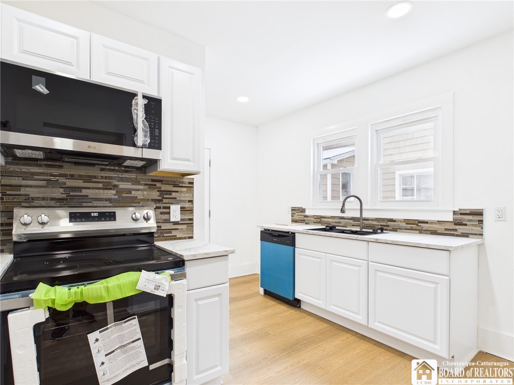 307 West Oak Street Olean, NY 14760 - Photo 3 of 34