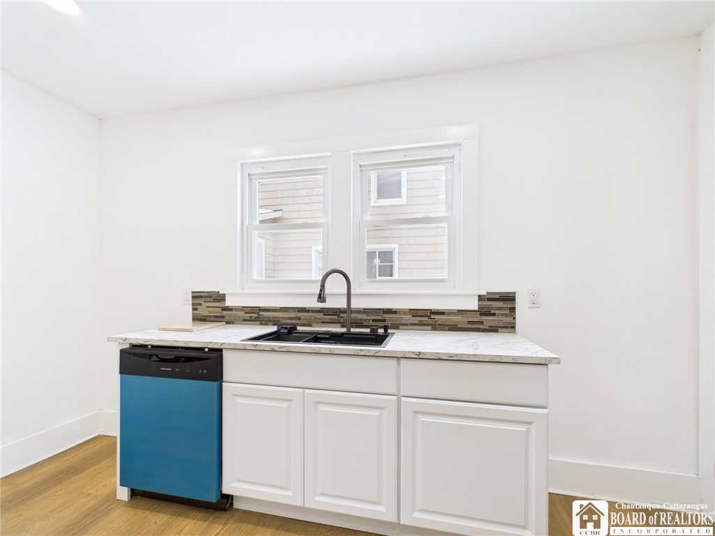 307 West Oak Street Olean, NY 14760 - Photo 4 of 34