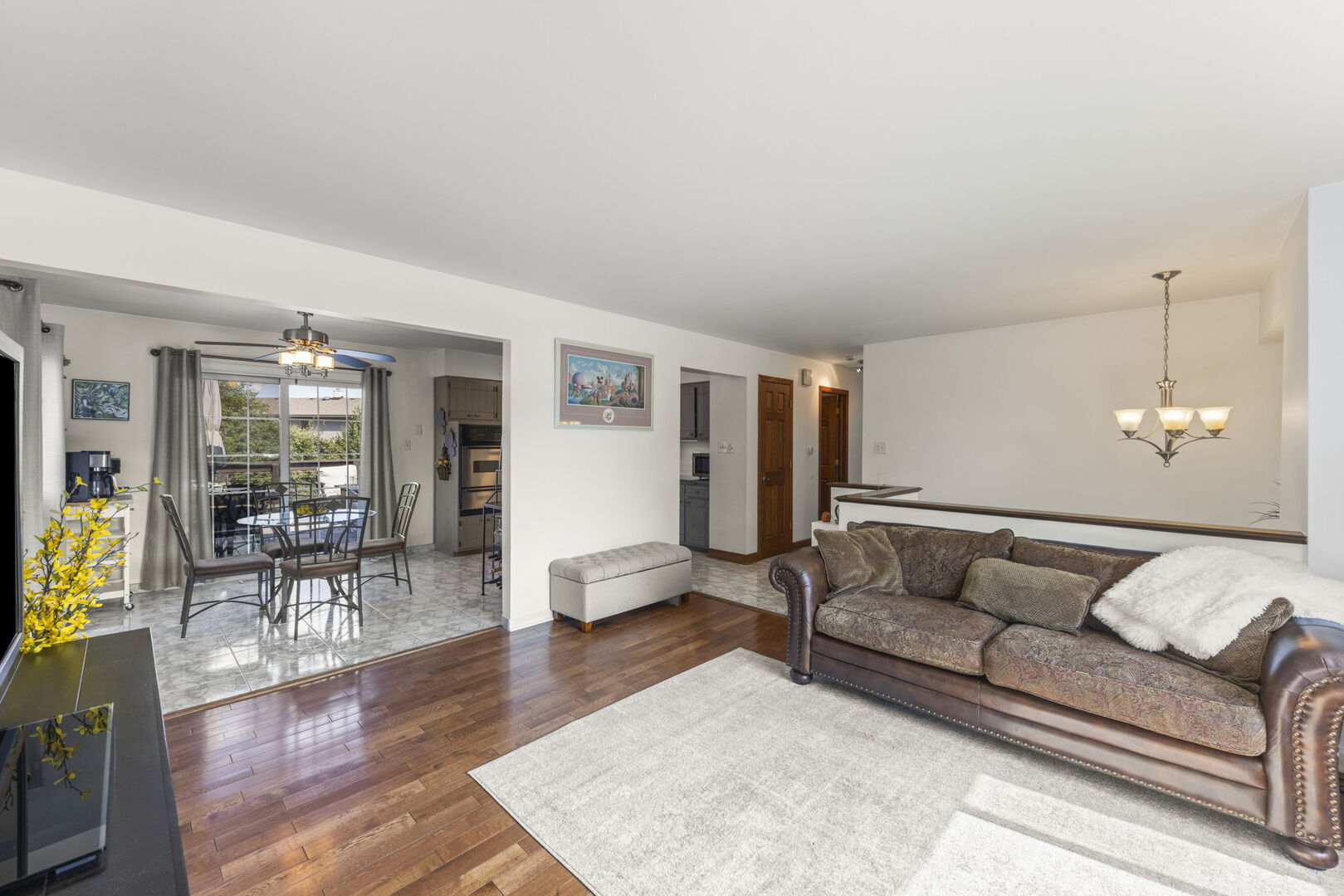 1219 Itasca Road Addison, IL 60101 - Photo 6 of 31