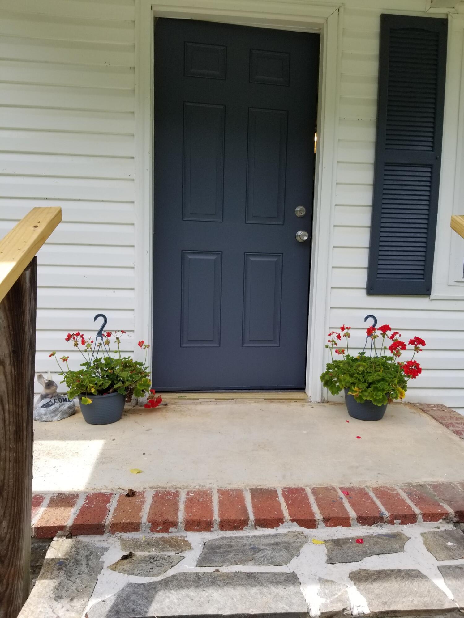 210 Coal Chute Road Elizabethton, TN 37643 - Photo 4 of 29 123_1 (23)