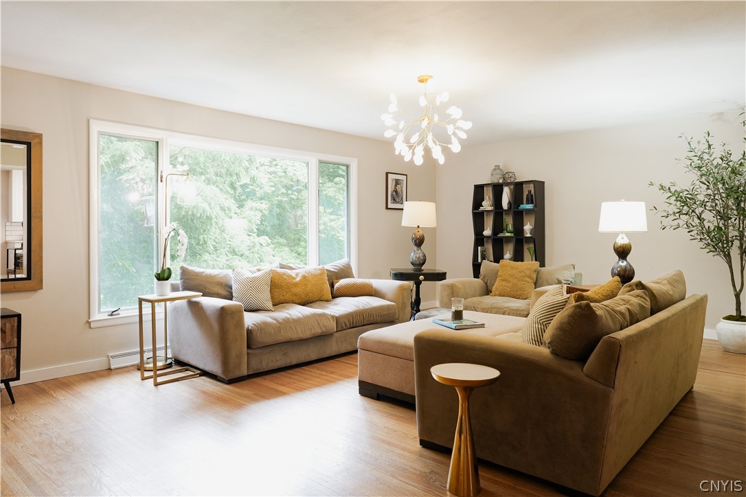 18 Tennyson Road New Hartford, NY 13413 - Photo 9 of 28 Family Room
