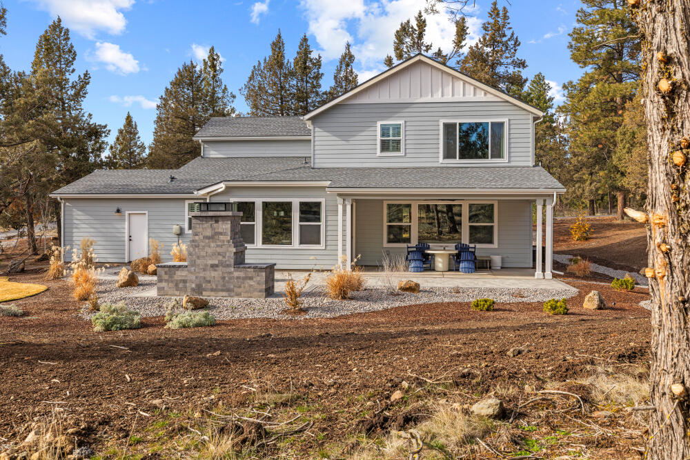 5722 Engleman Spruce Way Klamath Falls, OR 97601 - Photo 13 of 84 5722EnglemanSpruceDr-Exterior-14