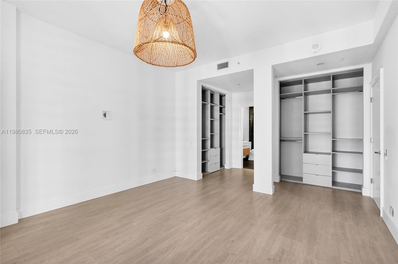 701 Brickell Key Boulevard, Unit LPH06 Miami, FL 33131 - Photo 17 of 40