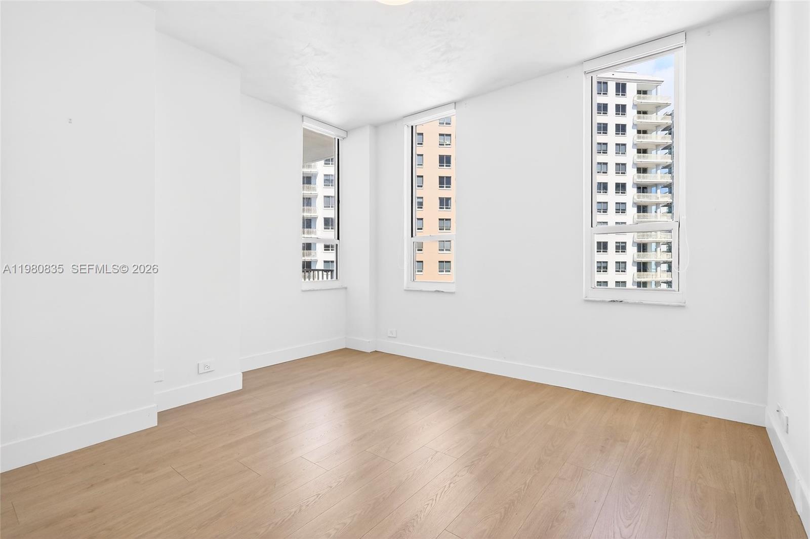 701 Brickell Key Boulevard, Unit LPH06 Miami, FL 33131 - Photo 19 of 40