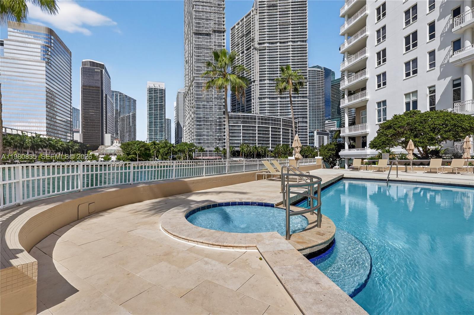 701 Brickell Key Boulevard, Unit LPH06 Miami, FL 33131 - Photo 25 of 40