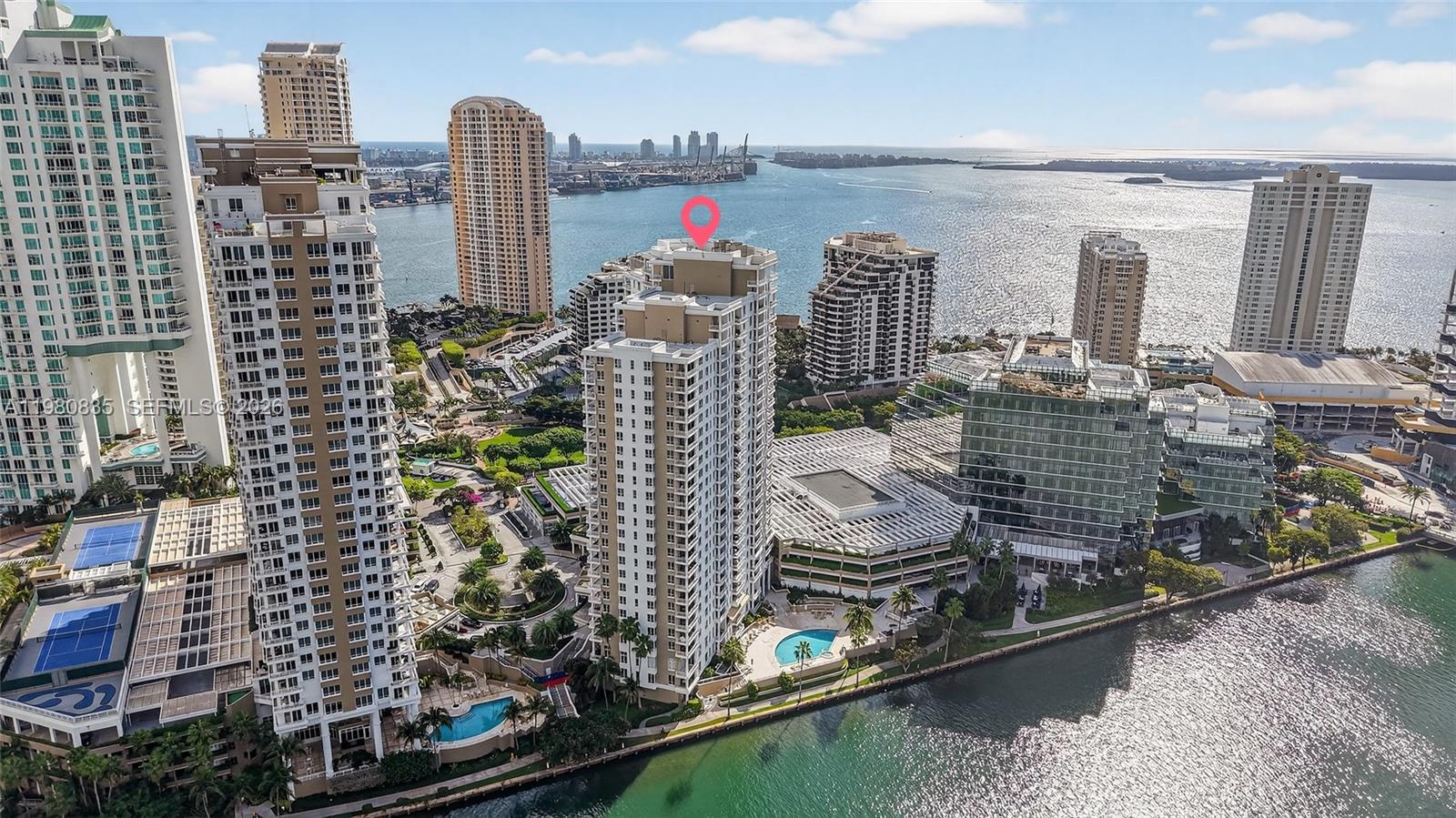 701 Brickell Key Boulevard, Unit LPH06 Miami, FL 33131 - Photo 37 of 40