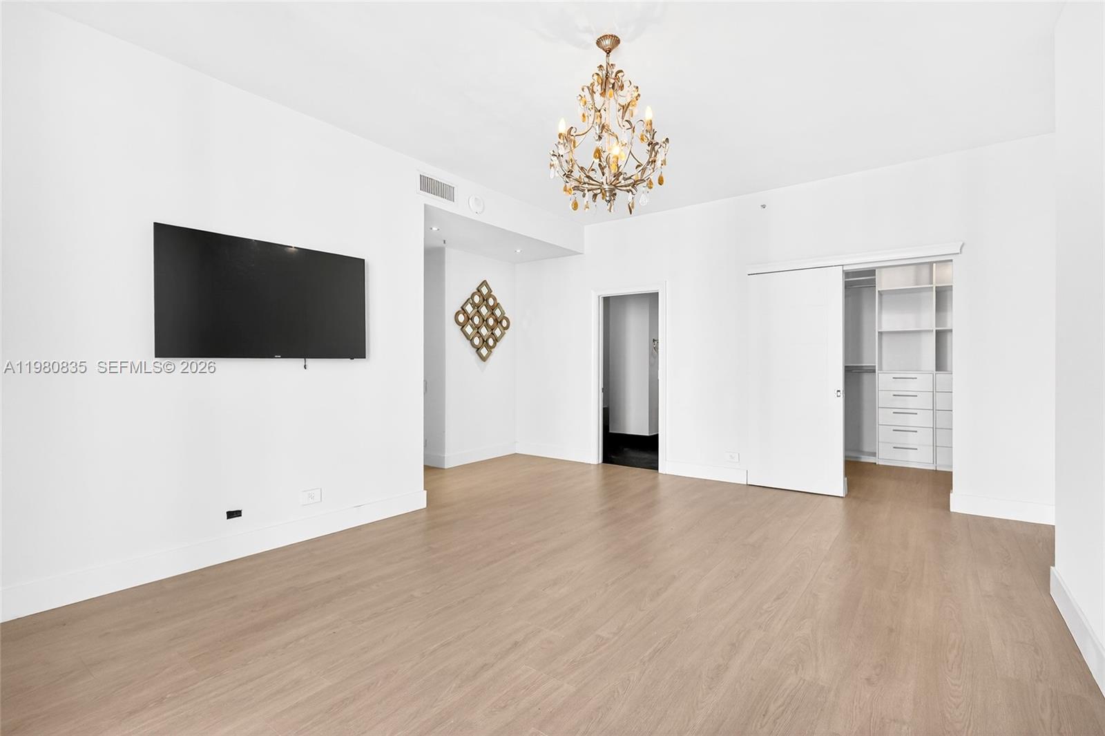 701 Brickell Key Boulevard, Unit LPH06 Miami, FL 33131 - Photo 10 of 40