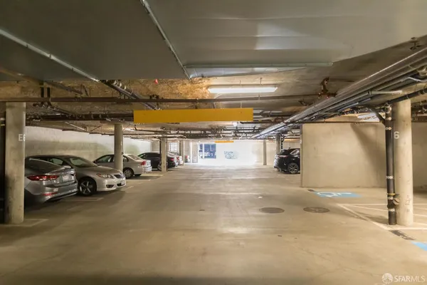 $3,650 | 240 Caldecott Lane, Unit 108, Oakland, CA 94618
