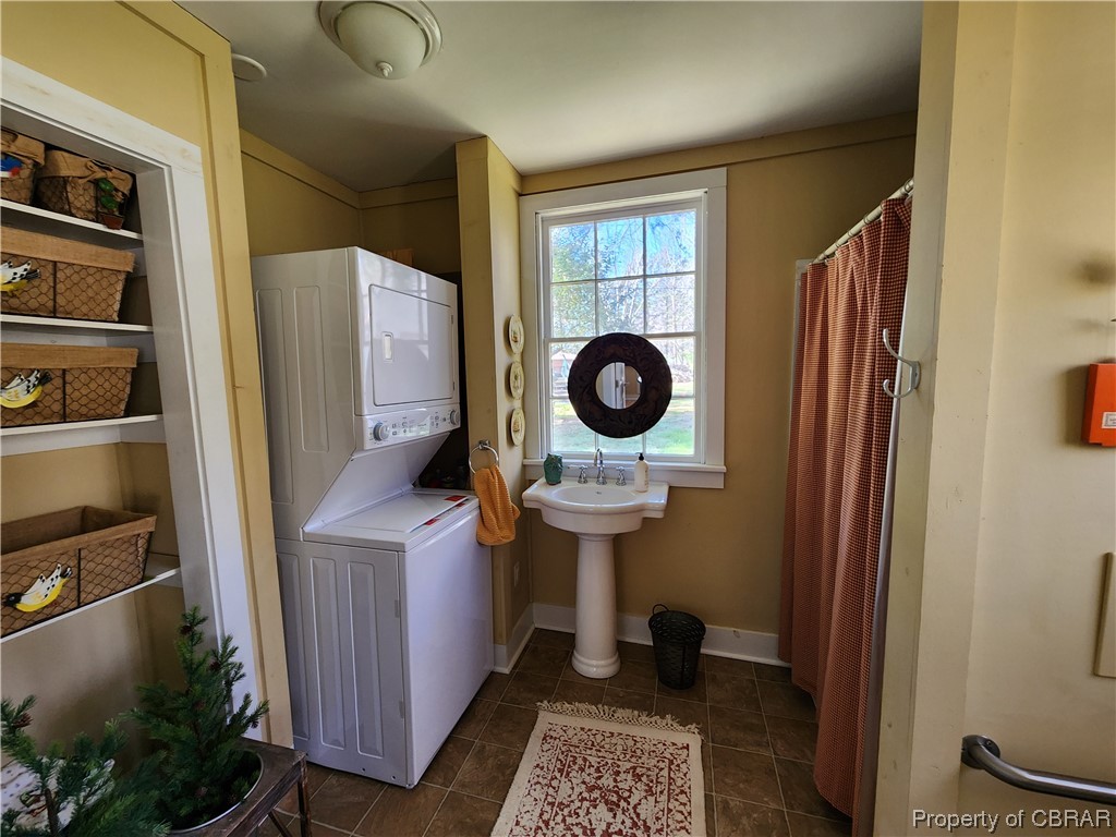 7165 Ware House Road Gloucester, VA 23061 - Photo 15 of 34 Gallery Image 15