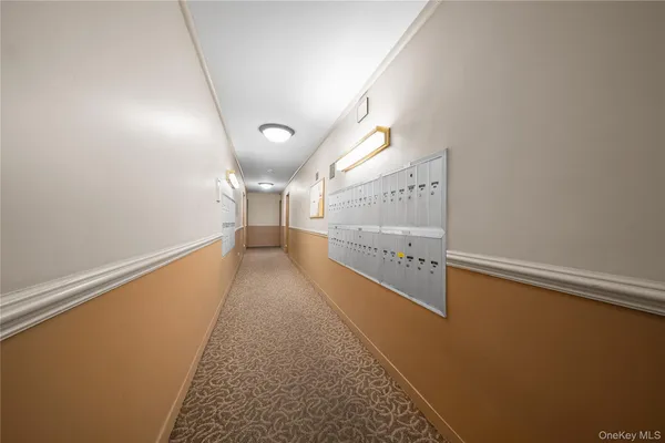 $299,000 | 142-35 84th Drive, Unit 6B | Briarwood