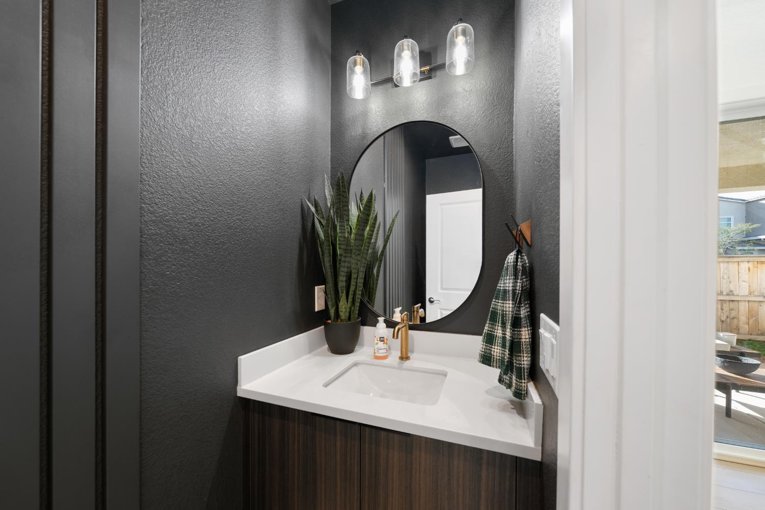 12113 Wistar Way Rancho Cordova, CA 95742 - Photo 13 of 70