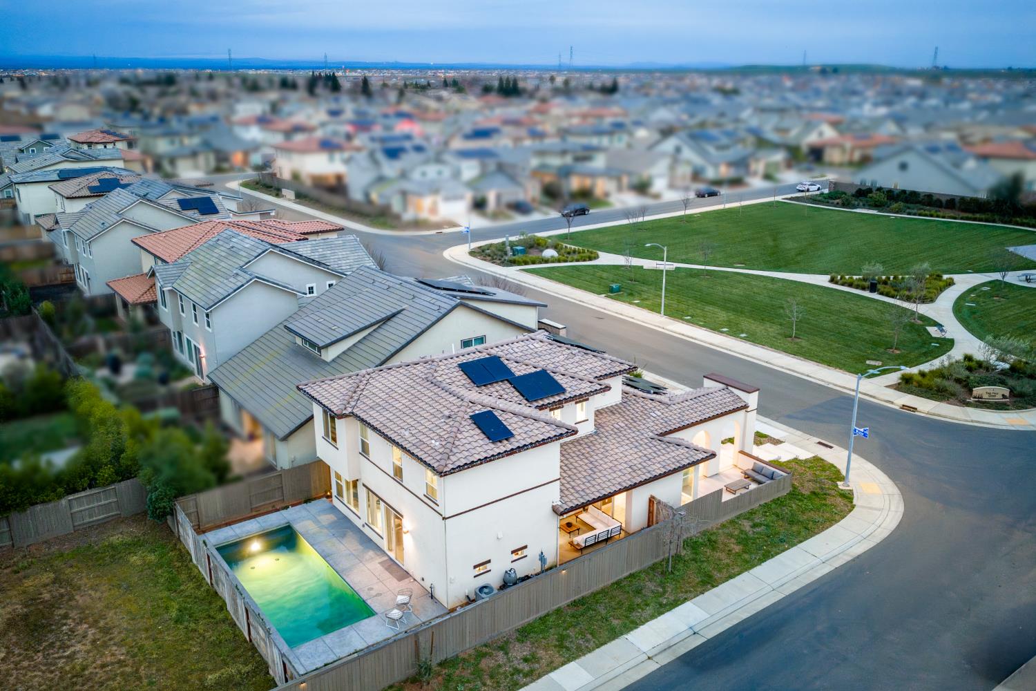 12113 Wistar Way Rancho Cordova, CA 95742 - Photo 3 of 70