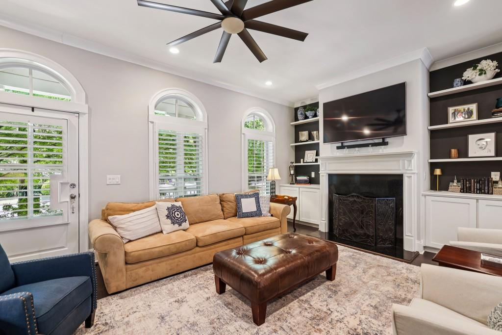 631 Brennan Drive Decatur, GA 30033 - Photo 6 of 27