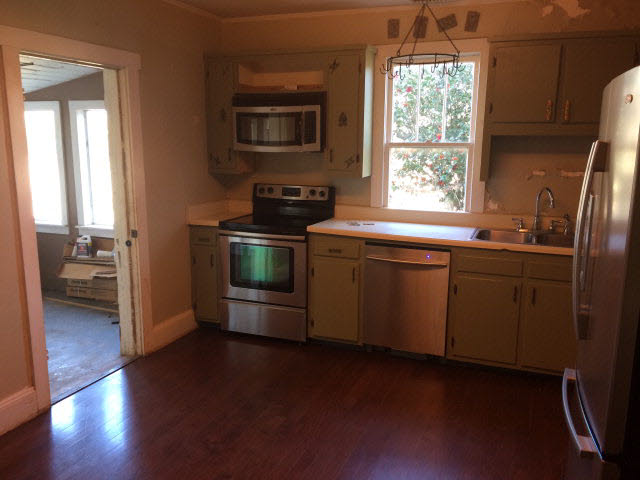 12879 Alabama Street Elberta, AL 36530 - Photo 2 of 24 Kitchen