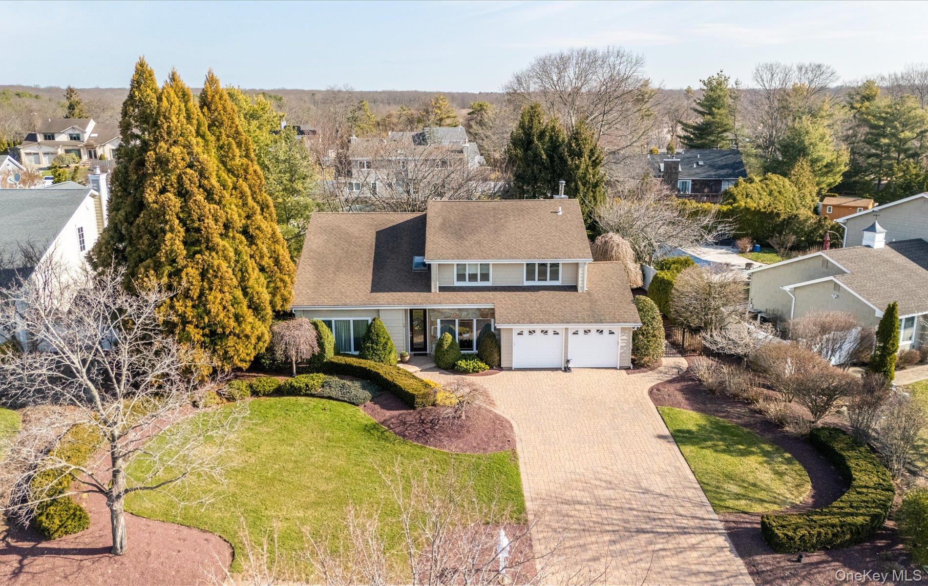 18 Chardonnay Road Commack, NY 11725 - Photo 1 of 50