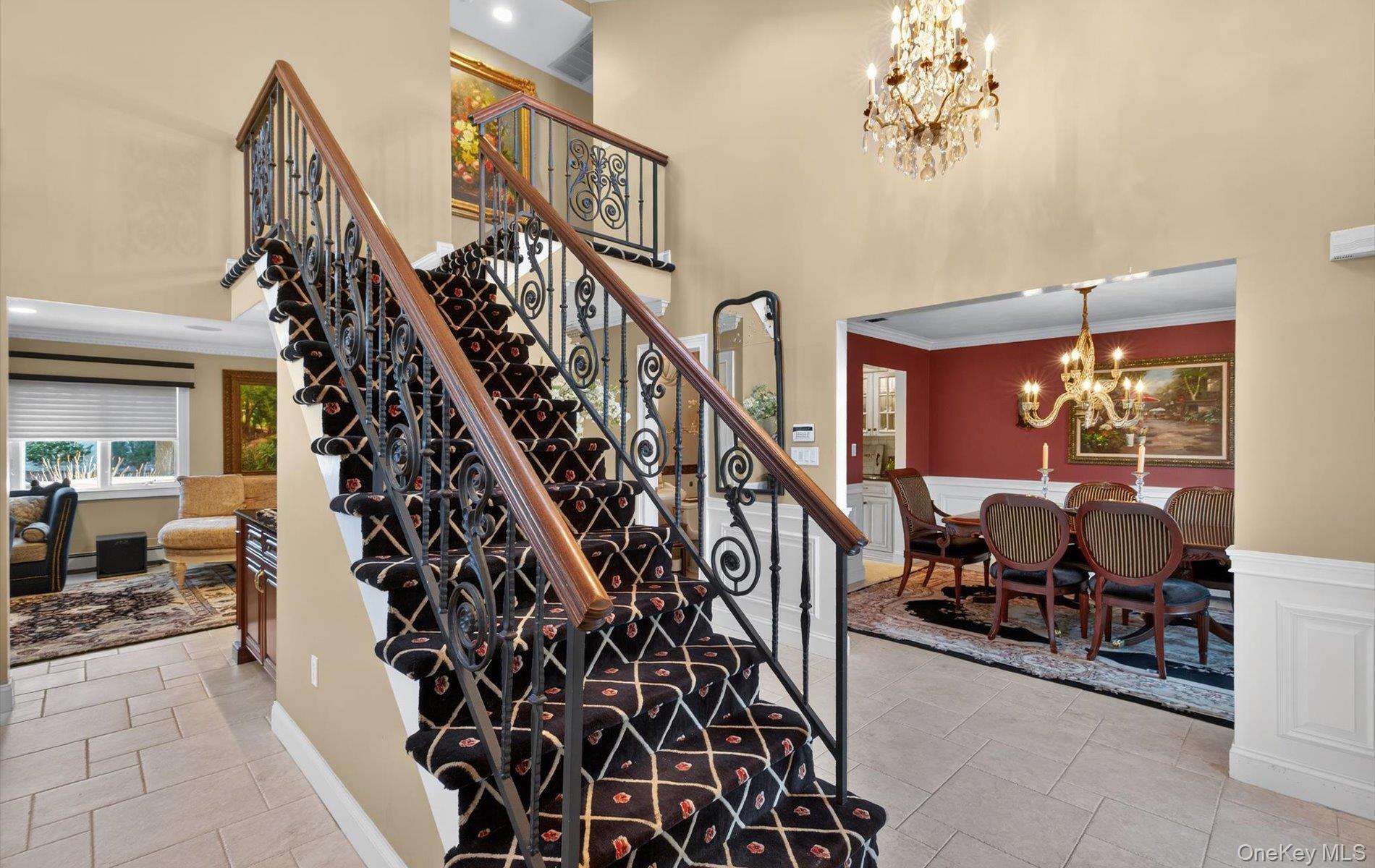 18 Chardonnay Road Commack, NY 11725 - Photo 14 of 50