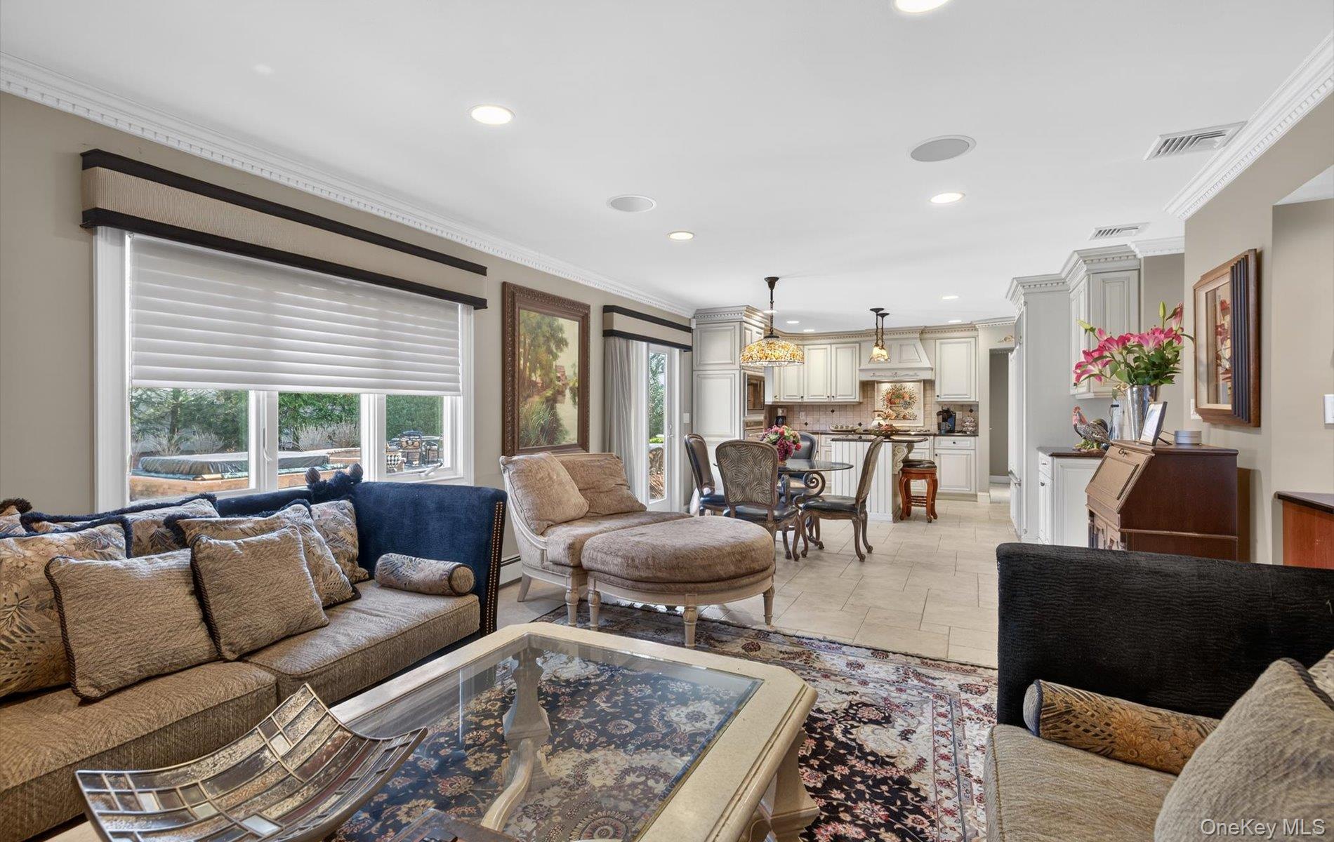 18 Chardonnay Road Commack, NY 11725 - Photo 30 of 50