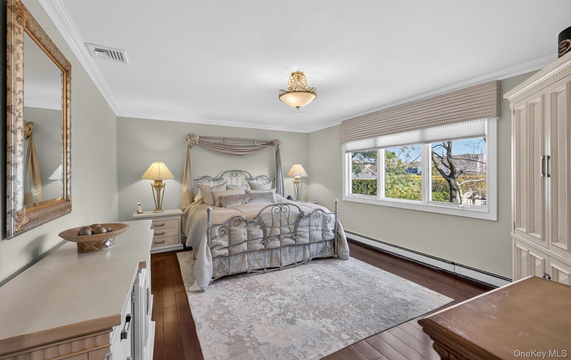 18 Chardonnay Road Commack, NY 11725 - Photo 37 of 50