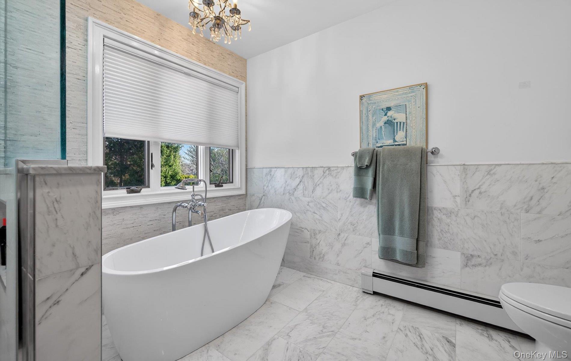 18 Chardonnay Road Commack, NY 11725 - Photo 39 of 50