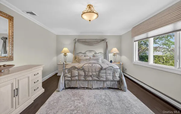 $1,349,000 | 18 Chardonnay Road, Commack, NY 11725