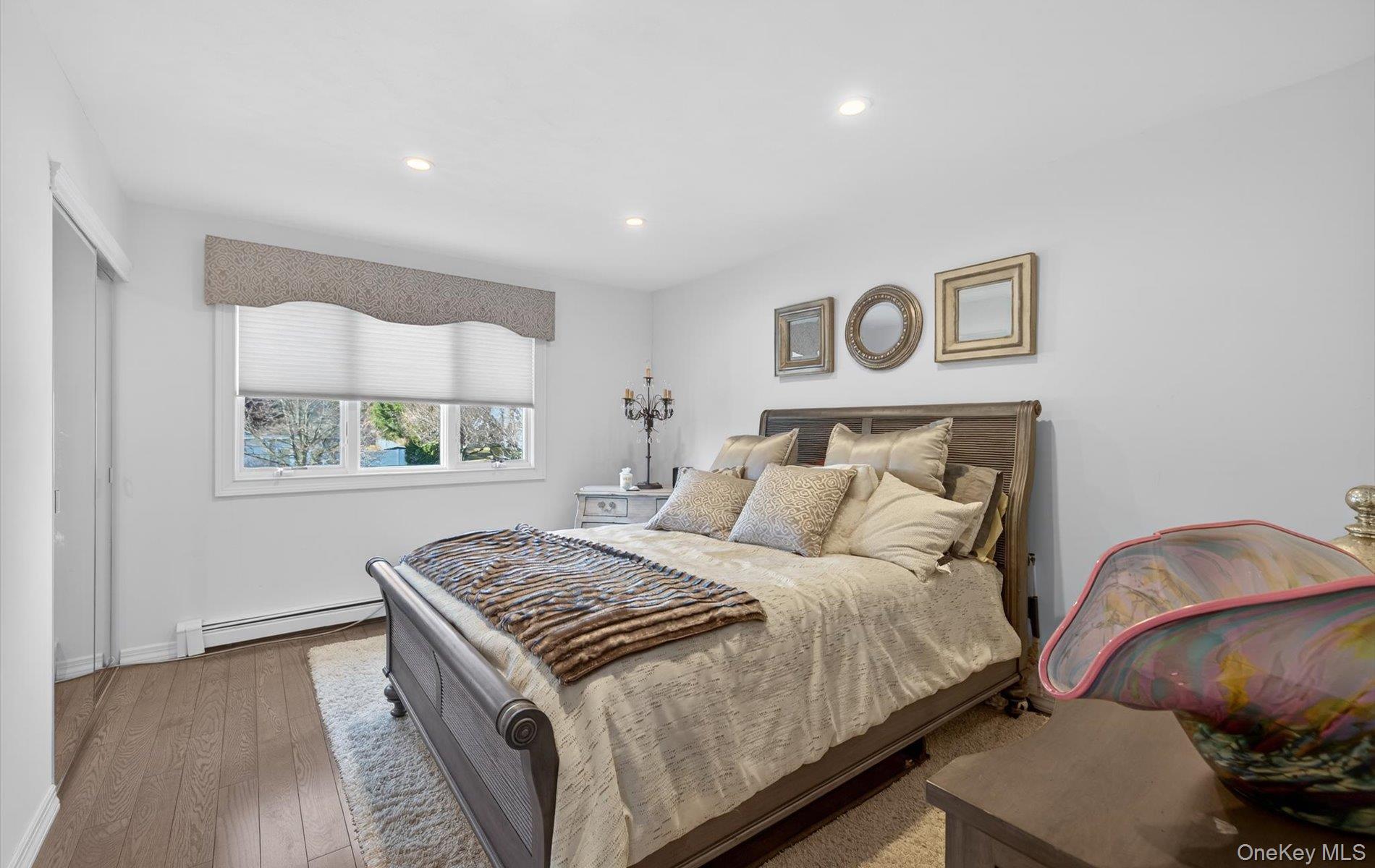 18 Chardonnay Road Commack, NY 11725 - Photo 43 of 50