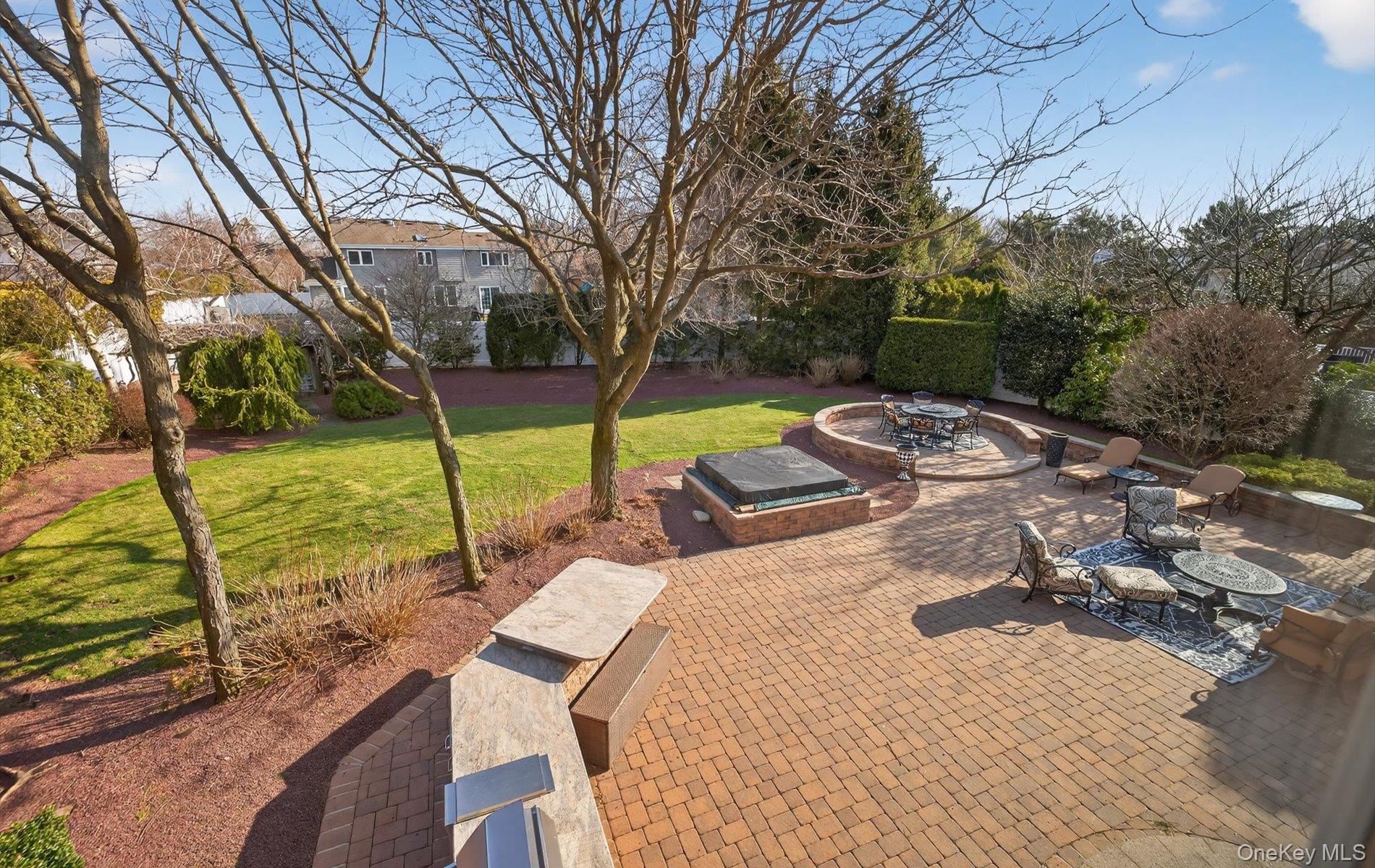 18 Chardonnay Road Commack, NY 11725 - Photo 47 of 50