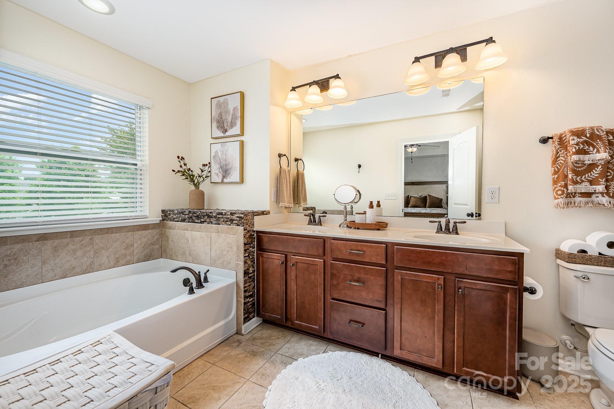 1126 Roderick Drive Fort Mill, SC 29708 - Photo 18 of 39