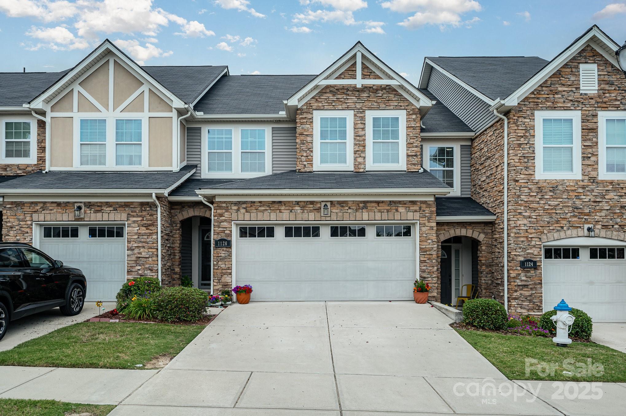 1126 Roderick Drive Fort Mill, SC 29708 - Photo 3 of 39